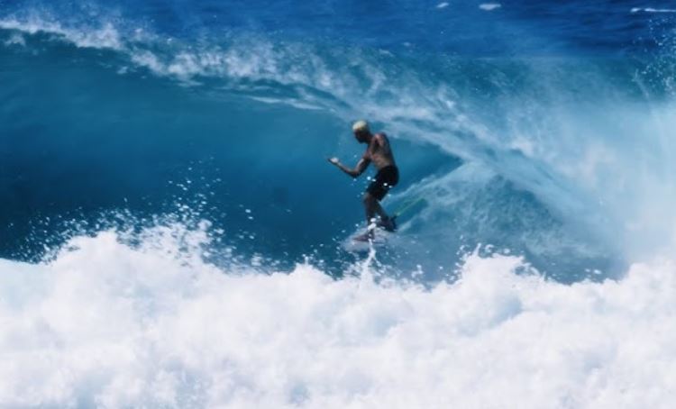 Riding the Waves Longer: Expert Tips for Extending Your Surfboard's Lifespan